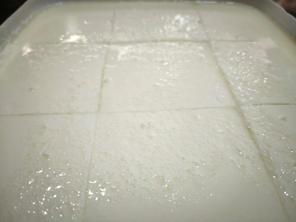 Pirotska bela fetica - Slika 2