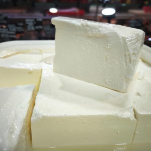 Mlečna feta punomasna