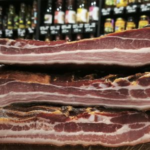 Domaća dimljena slanina